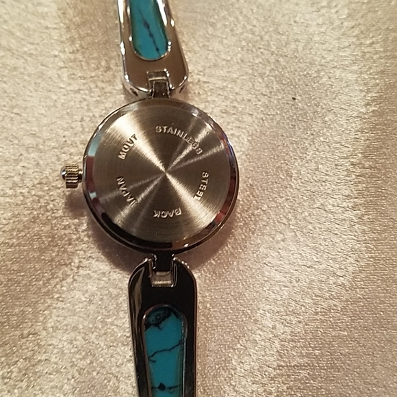 Persona Watch - Picture 3 of 6